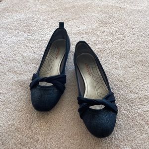 DKNY Madhi flats size 8.5